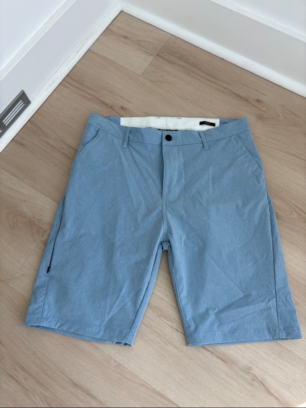 Kenneth Cole Light Blue Flat Front Men's Shorts